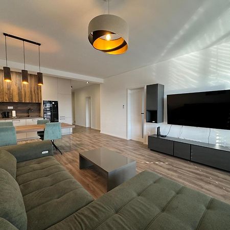 Project Ik Luxury Apartments Sered' Екстериор снимка